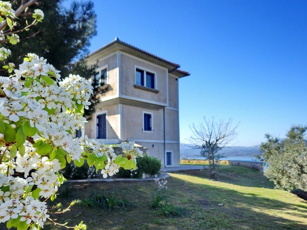 Villa Duchess Pteleós 外观 照片